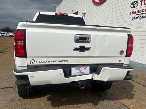 Used 2018 Chevrolet Silverado 1500 LT w/ All Star Edition image 28