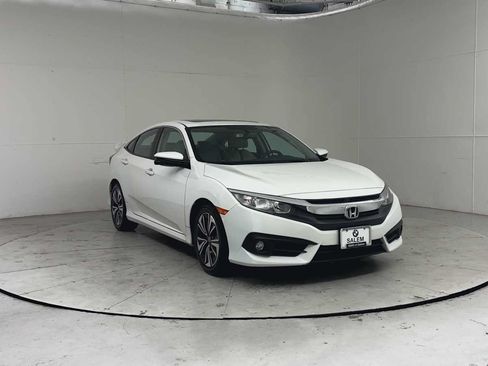 Used 2017 Honda Civic EX-L image 4
