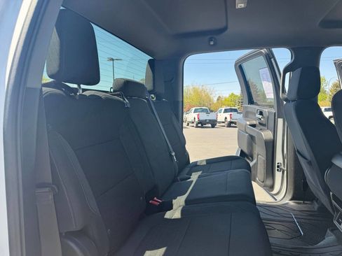 Used 2022 Chevrolet Silverado 2500 LT w/ Fleet Comfort Package AWD/4WD image 32