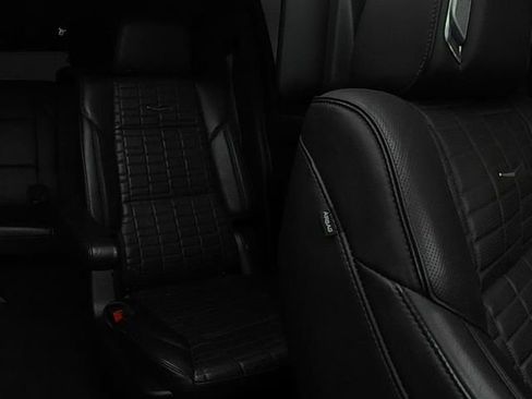 Used 2023 Cadillac Escalade ESV V AWD/4WD image 25