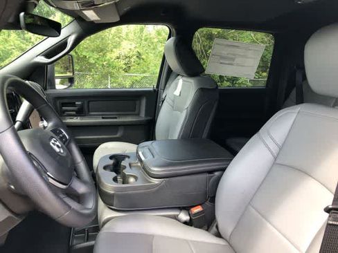 New 2026 RAM 3500 Tradesman AWD/4WD image 18
