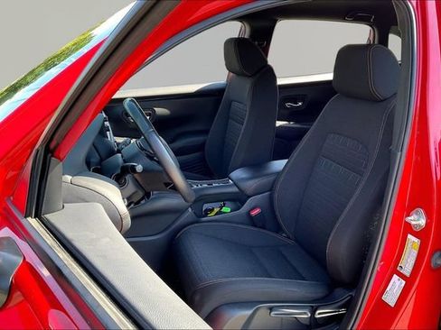 Used 2025 Honda HR-V Sport image 15