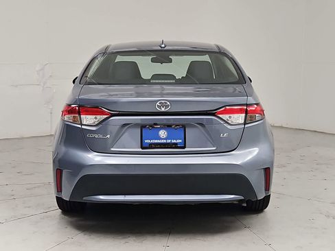 Used 2022 Toyota Corolla LE FWD image 5