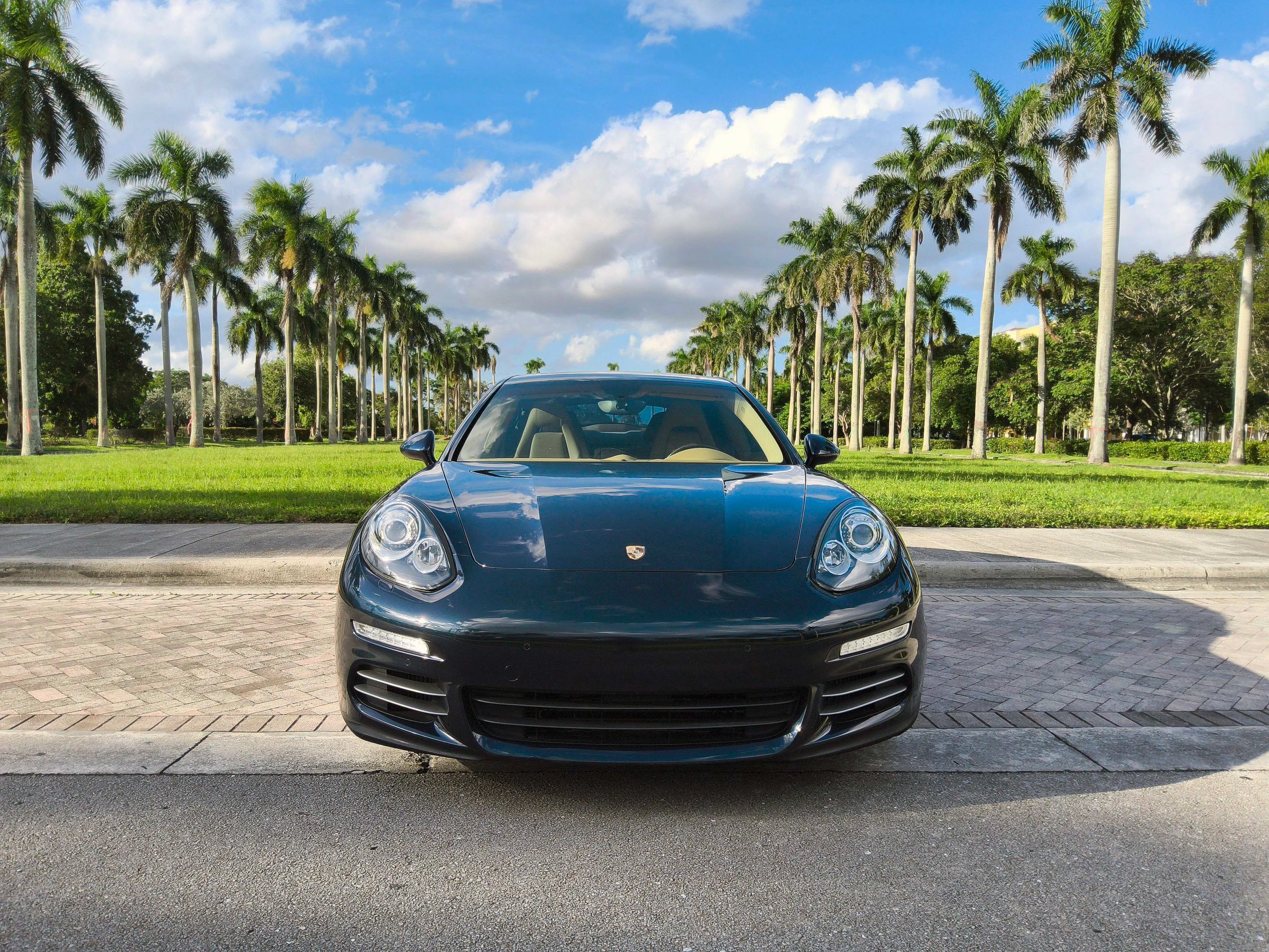 Used 2016 Porsche Panamera 4S AWD/4WD image 2