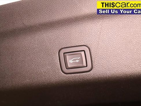 Used 2023 Cadillac Escalade Premium Luxury Platinum image 44