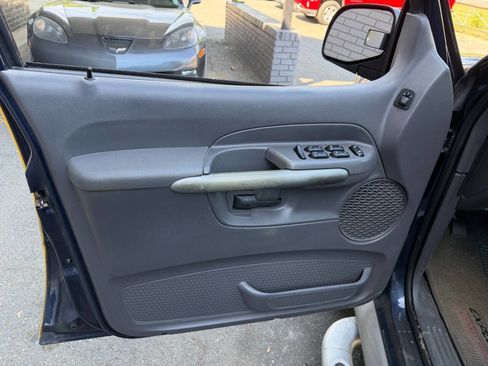 Used 2002 Ford Explorer Sport Trac 2WD image 12