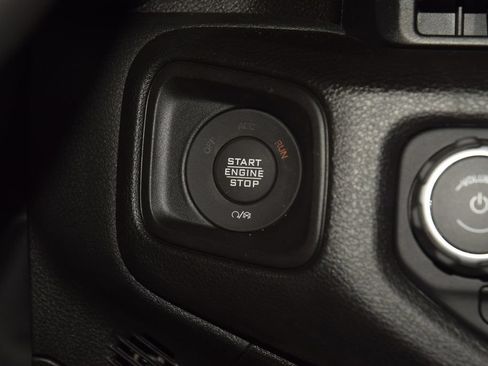 Used 2024 Jeep Wrangler Unlimited Sport AWD/4WD image 36
