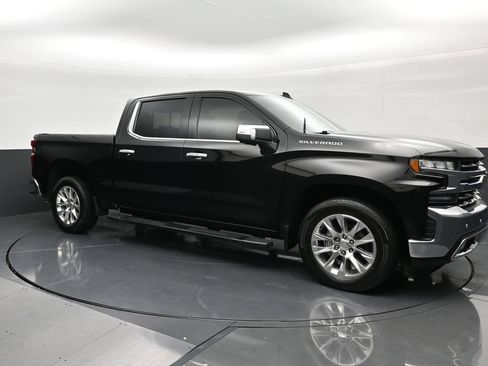 Used 2020 Chevrolet Silverado 1500 LTZ w/ LTZ Plus Package RWD image 7