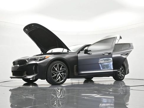 Used 2023 Kia Stinger GT-Line w/ Sun & Sound Package RWD image 48