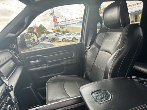 Used 2022 RAM 2500 Laramie image 15