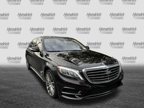 Used 2016 Mercedes-Benz S 550 4MATIC Sedan image 2