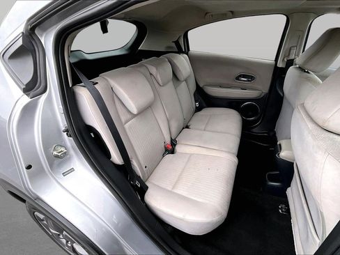 Used 2018 Honda HR-V EX image 26