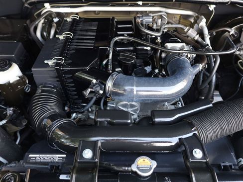 Used 2019 Nissan Frontier S RWD image 12