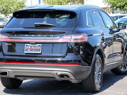 Certified 2023 Lincoln Nautilus AWD w/ Premium Package image 17