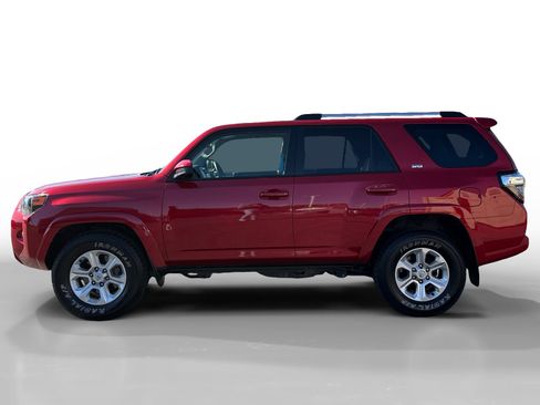 Used 2023 Toyota 4Runner SR5 image 2