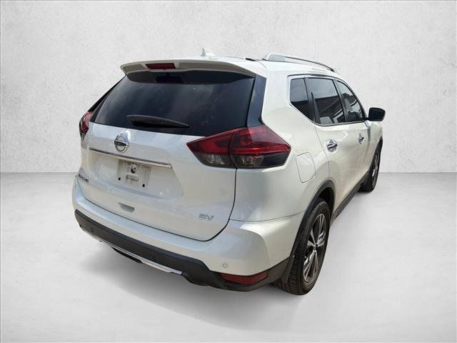 Used 2019 Nissan Rogue SV w/ Premium Package FWD image 5