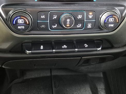 Used 2018 Chevrolet Silverado 1500 LT w/ All Star Edition image 17