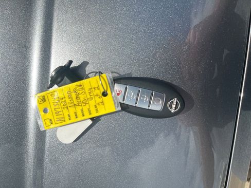 Certified 2024 Nissan Armada SV image 31