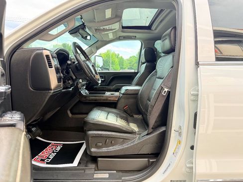 Used 2015 GMC Sierra 2500 Denali w/ Duramax Plus Package AWD/4WD image 21