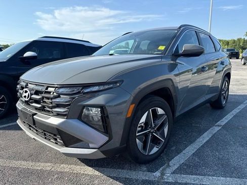 Used 2025 Hyundai Tucson SEL FWD image 5