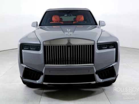 New 2026 Rolls-Royce Cullinan image 7