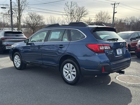 Used 2019 Subaru Outback 2.5i image 5