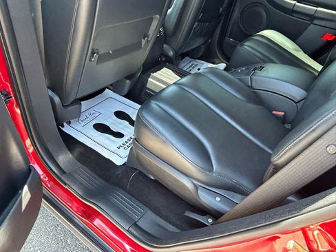 Used 2006 Chrysler Pacifica Touring FWD image 9
