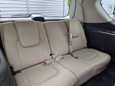 Used 2020 Nissan Armada Platinum w/ Captain's Chairs Package AWD/4WD image 37