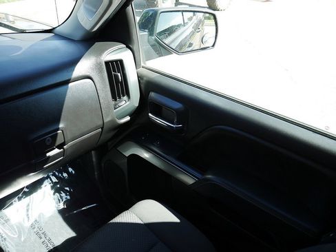 Used 2019 Chevrolet Silverado 1500 LT AWD/4WD image 22