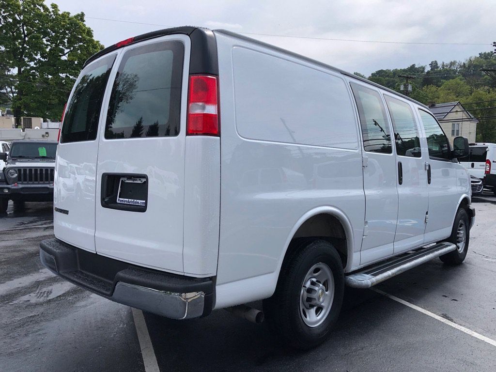 Used 2025 Chevrolet Express 2500 w/ Driver Convenience Package RWD image 6