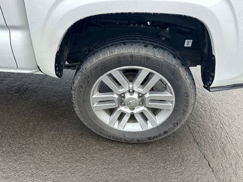 Used 2021 Toyota Tacoma SR image 16