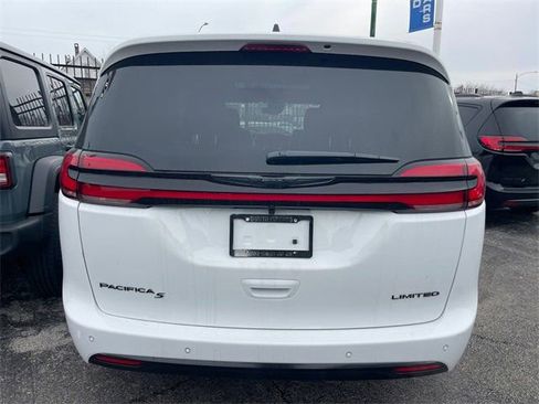 New 2026 Chrysler Pacifica Limited w/ S Appearance Package FWD image 24