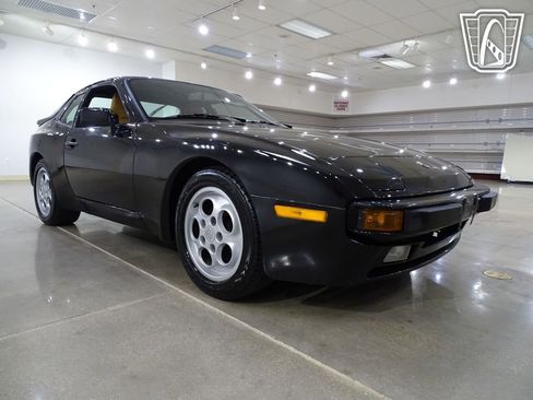Used 1987 Porsche 944 S image 22