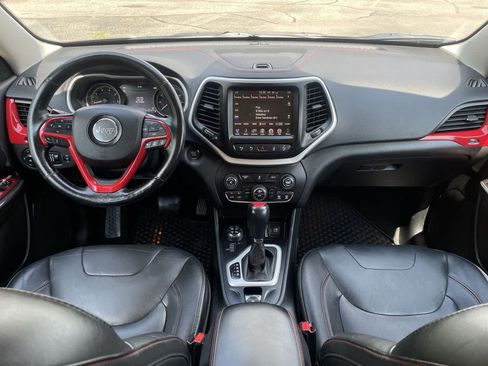 Used 2014 Jeep Cherokee Trailhawk w/ Technology Group AWD/4WD image 24