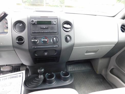 Used 2006 Ford F150 XL AWD/4WD image 7