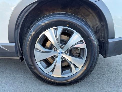 Used 2022 Subaru Ascent Premium w/ Convenience Package AWD/4WD image 31