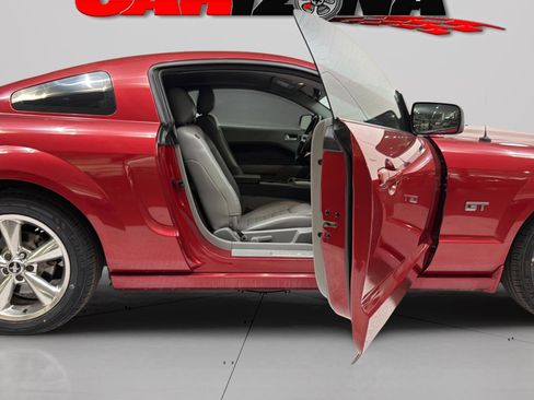 Used 2006 Ford Mustang GT image 17
