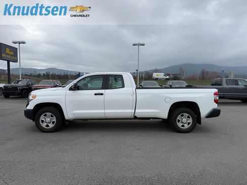 Used 2014 Toyota Tundra SR image 4