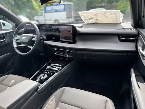 New 2026 Audi Q3 quattro 2.0T AWD/4WD image 15