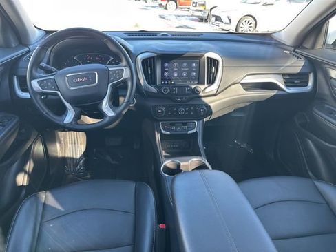 Used 2024 GMC Terrain SLT image 16