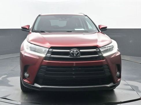 Used 2018 Toyota Highlander SE image 22