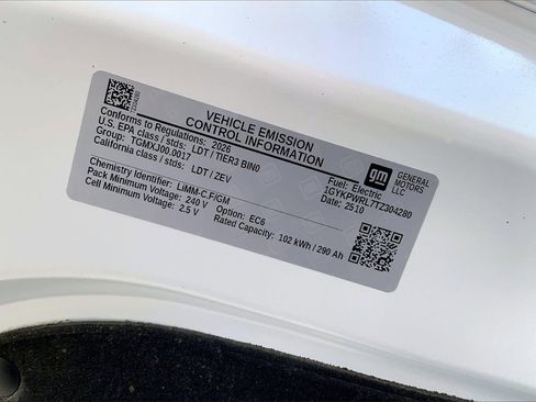 New 2026 Cadillac Lyriq Premium Sport image 18