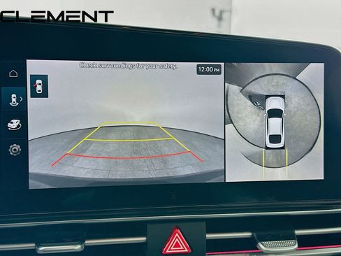 Used 2024 Hyundai Elantra Limited image 20