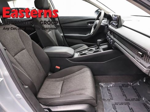 Used 2024 Honda Accord EX image 24