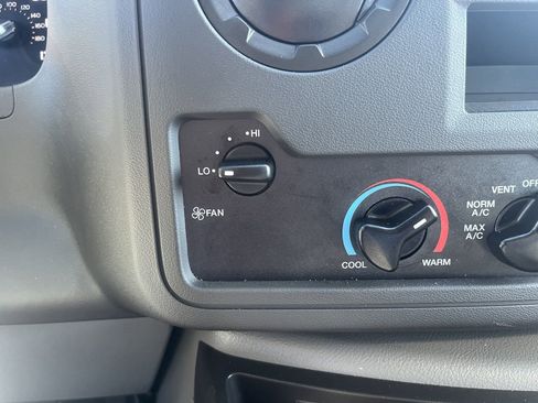 New 2024 Ford E-450 and Econoline 450 Super Duty w/ Power Windows & Locks Group image 25