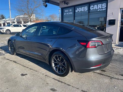 Used 2023 Tesla Model 3 Standard Range image 2