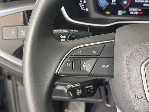 Certified 2025 Audi Q3 2.0T Premium image 27