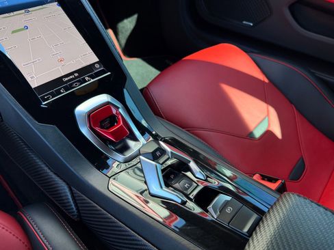 Used 2021 Lamborghini Huracan EVO RWD image 26