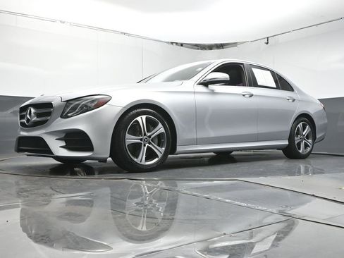 Used 2020 Mercedes-Benz E 350 Sedan w/ Premium Package image 33