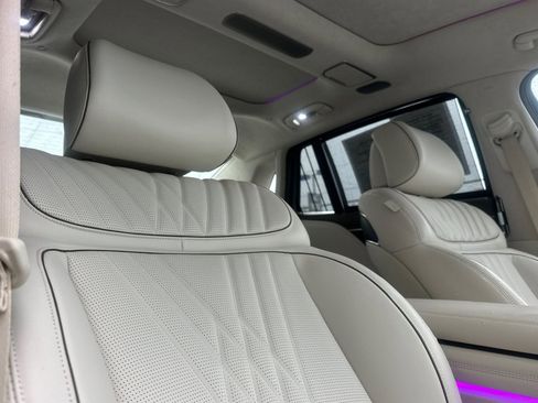 Used 2023 Genesis G90 3.5T image 17